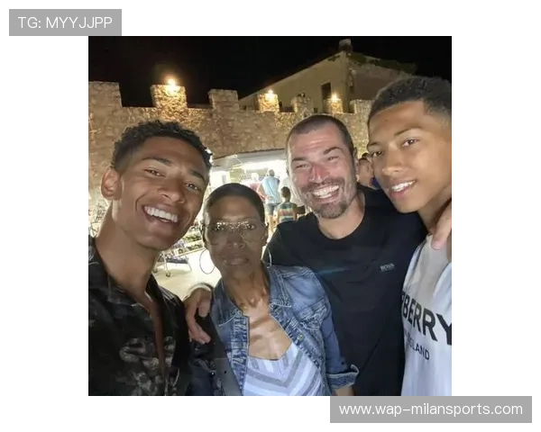 兄弟对比：小贝林惨淡开局，他哥却大放异彩，小林贝姐论